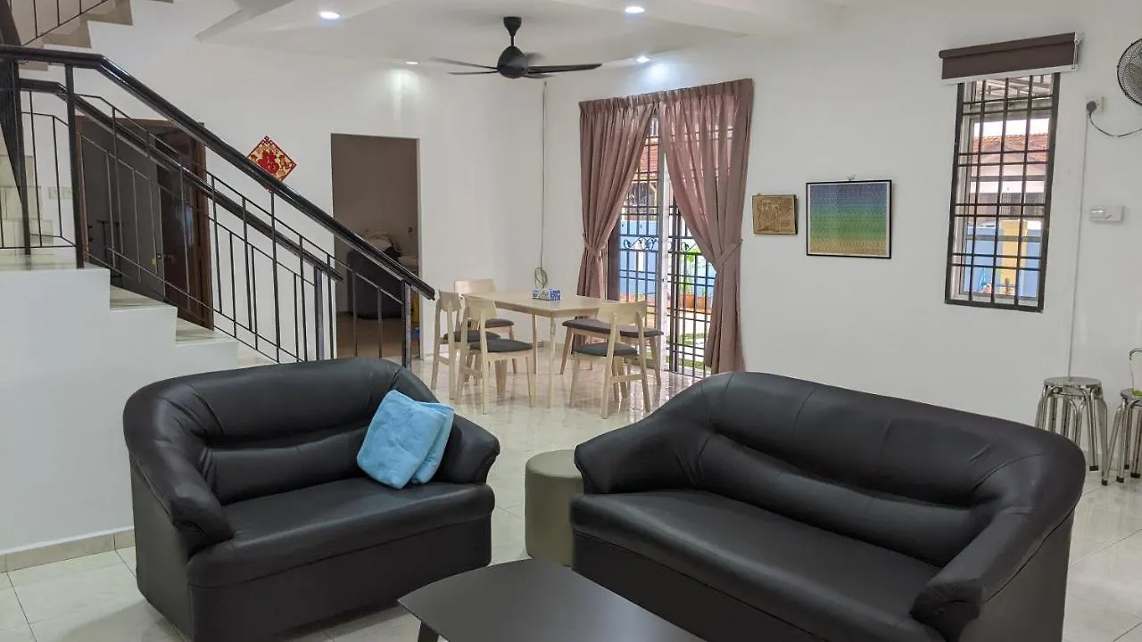 Prázdninový dům Johor Bahru 6 Bedrooms Corner House: Big&Comfort